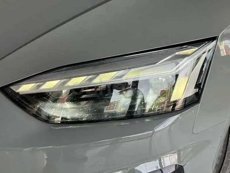 Usado Audi A5 Sportback Premium 286 CV (210 kW) 2021 Gris / plata Utilitario