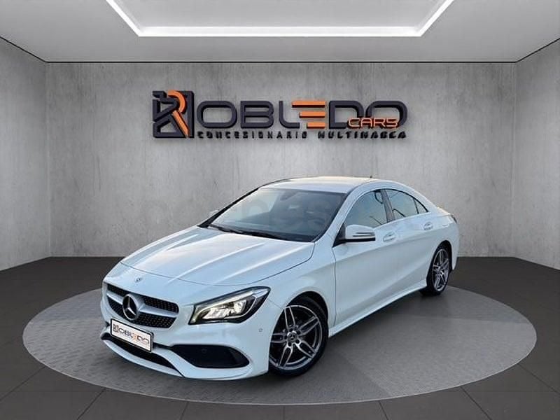 Usado Mercedes CLA200 136 CV (100 kW) 2017 Blanco Berlina