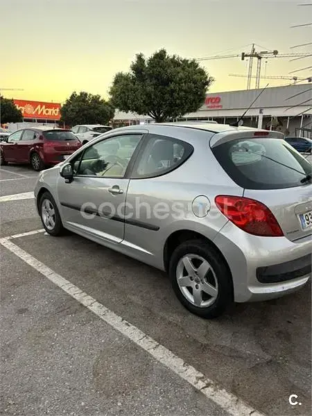 Usado Peugeot 207 GT 150 CV (110 kW) 2007 Gris / plata Berlina