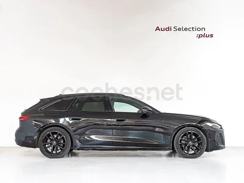 Usado Audi A5 204 CV (150 kW) 2025 Negro Familiar