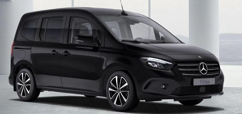 Nuevo Mercedes T180 115 CV (84 kW) 2025 Negro Monovolumen