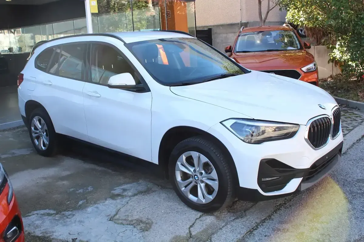 Usado BMW X1 Advantage 220 CV (161 kW) 2020 Blanco SUV