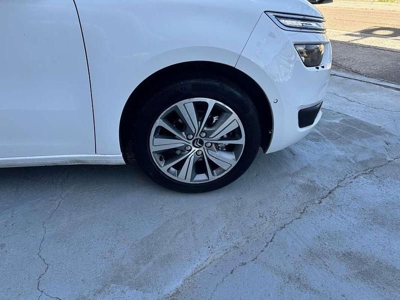 Usado Citroën Grand C4 Picasso Seduction 116 CV (85 kW) 2015 Blanco Monovolumen