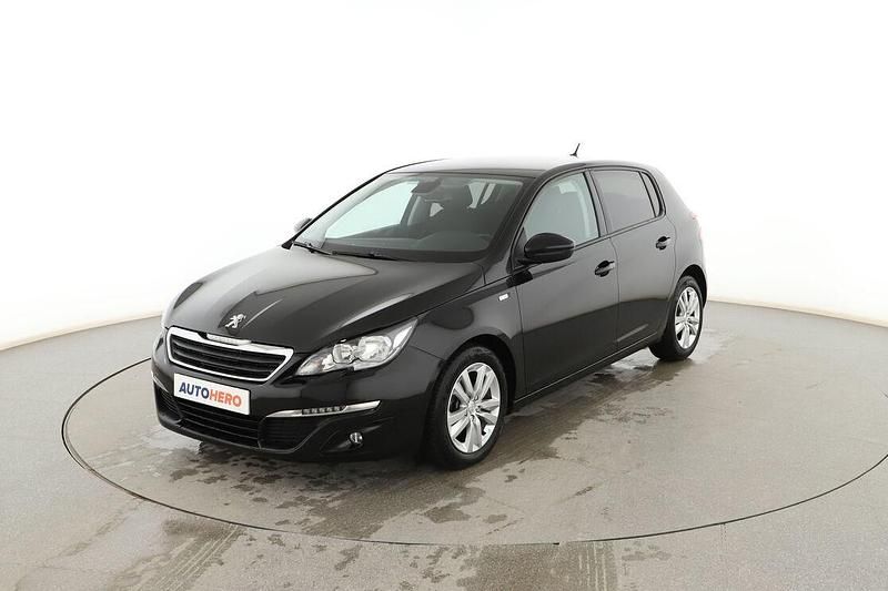 Begagnad Peugeot 308 Style 100 HK (73 kW) 2017 Sedan