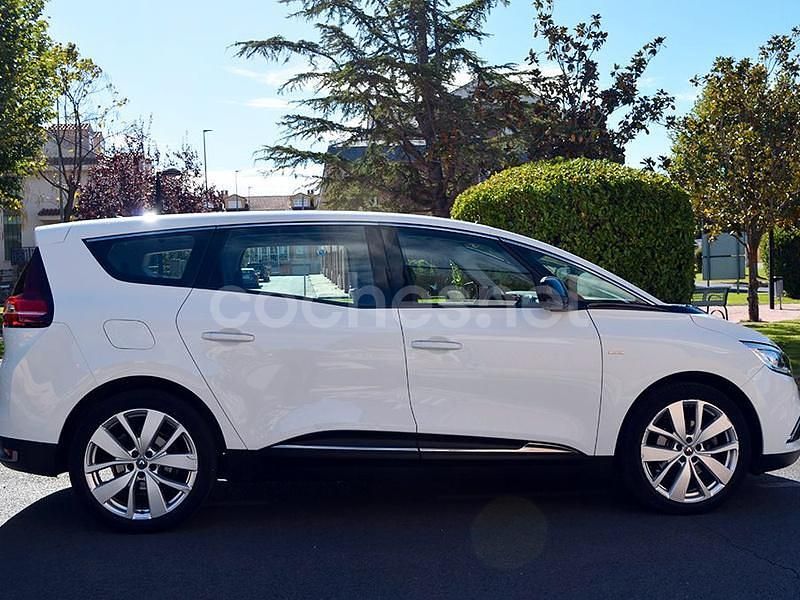 Usado Renault Grand Scénic IV LIMITED 120 CV (88 kW) 2020 Blanco Monovolumen