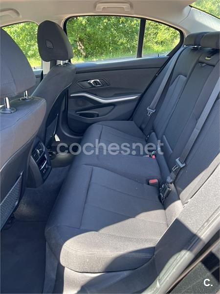 Usado BMW 318 150 CV (110 kW) 2019 Negro Berlina