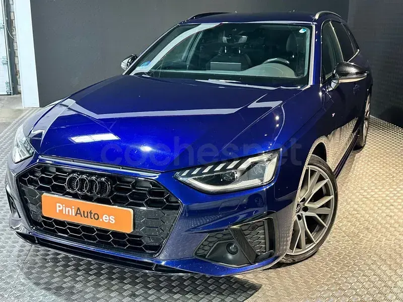 Usado Audi A4 Advanced Plus 163 CV (119 kW) 2022 Azul Familiar