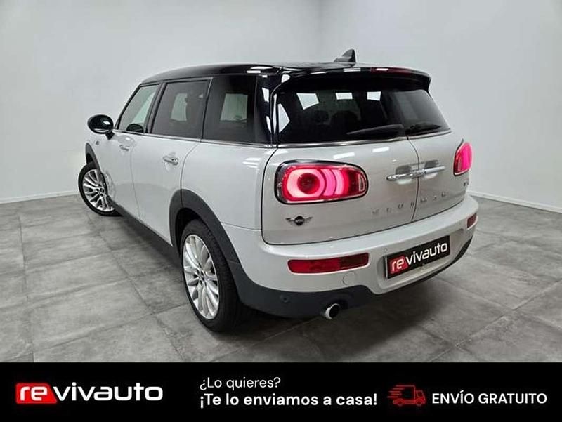 Usado Mini Cooper D 150 CV (110 kW) 2019 Plateado Utilitario