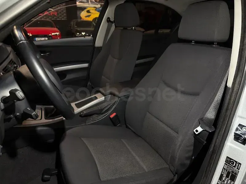 Usado BMW 330 258 CV (189 kW) 2006 Gris / plata Berlina