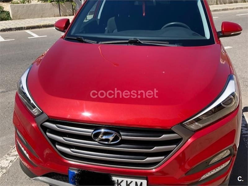 Usado Hyundai Tucson 131 CV (96 kW) 2018 Rojo SUV