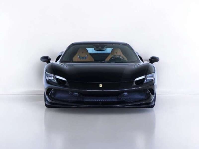 Negro Usado 2022 Ferrari 296 Coupe | 285.000 € - Imagen 1/4