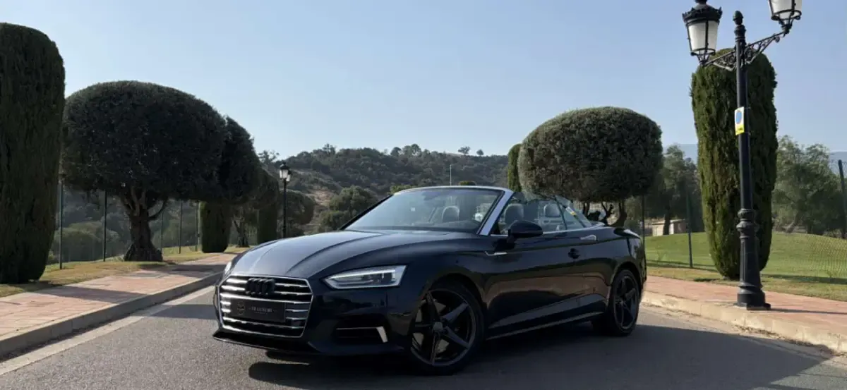 Usado Audi A5 Cabriolet Premium 150 CV (110 kW) 2018 Azul Descapotable