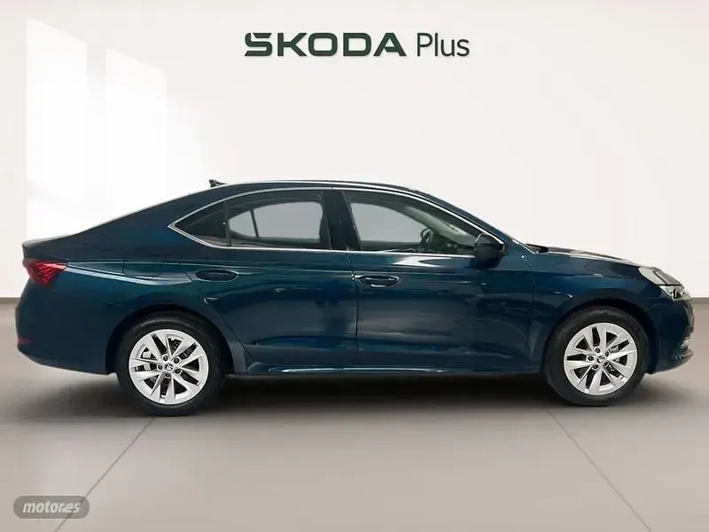 Usado Skoda Octavia Selection 150 CV (110 kW) 2023 Berlina