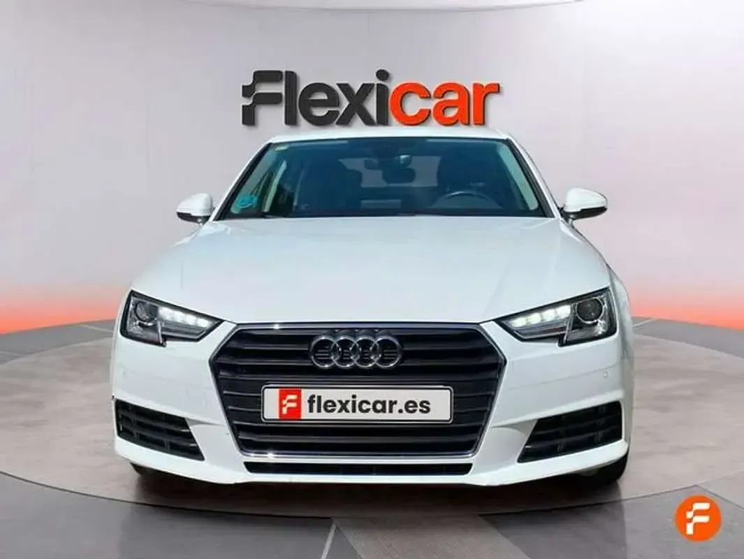 Usado Audi A4 Premium 150 CV (110 kW) 2018 Blanco Berlina
