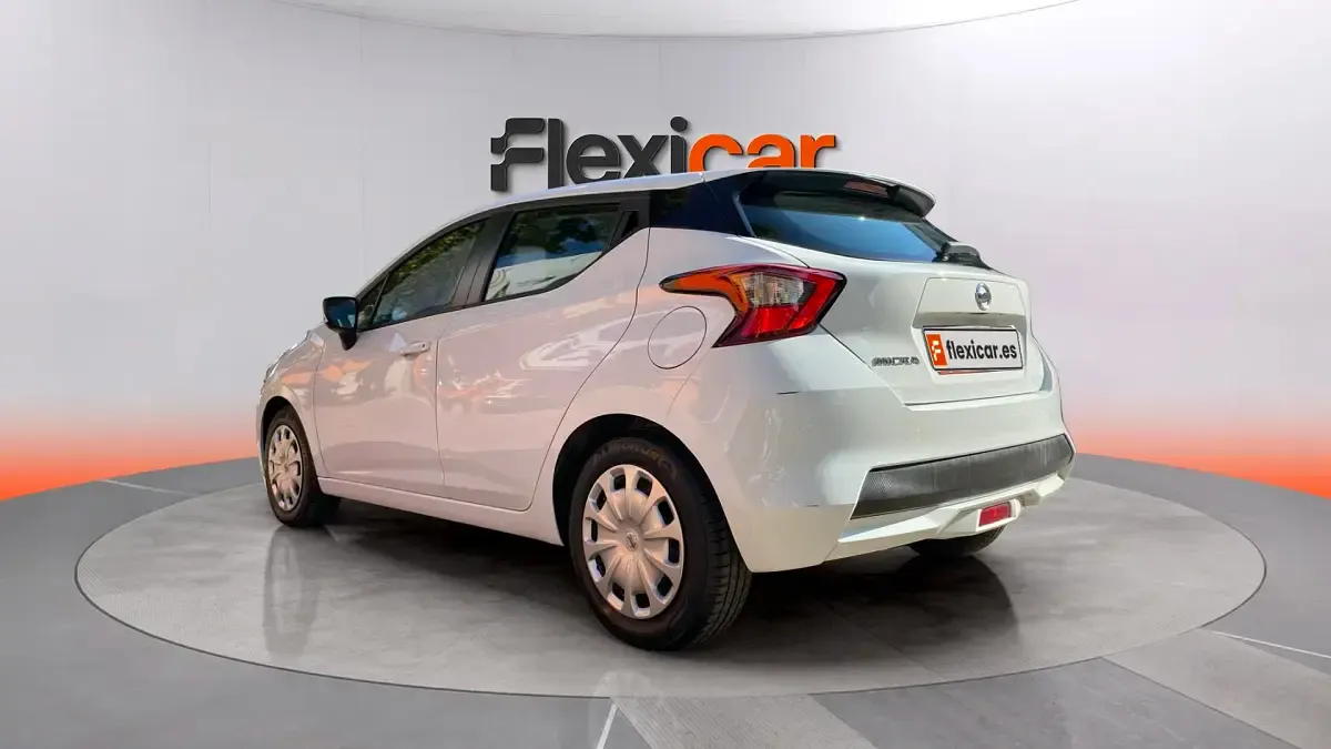 Usado Nissan Micra Acenta 92 CV (67 kW) 2022 Blanco Utilitario