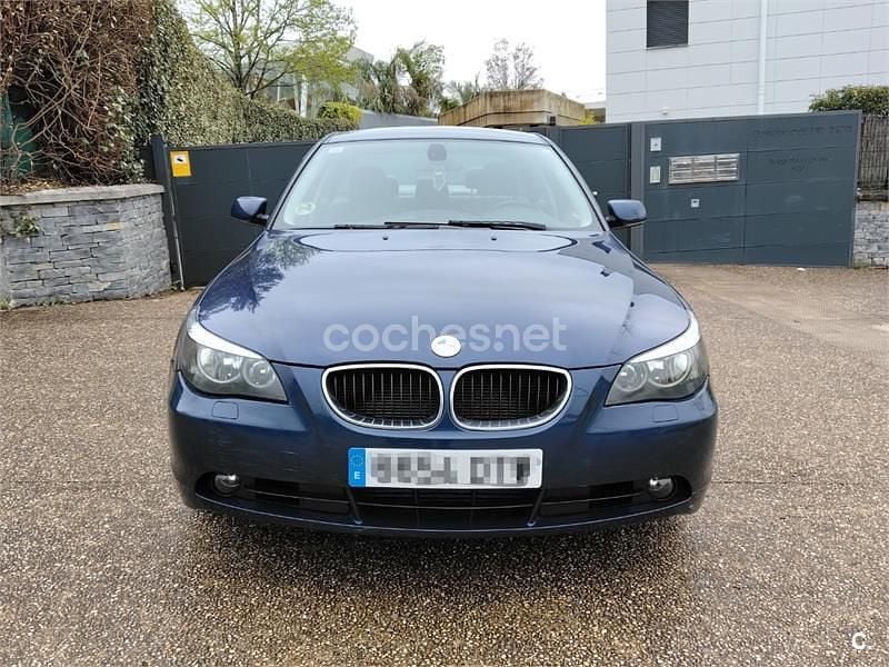 Usado BMW 525 163 CV (119 kW) 2005 Azul Berlina