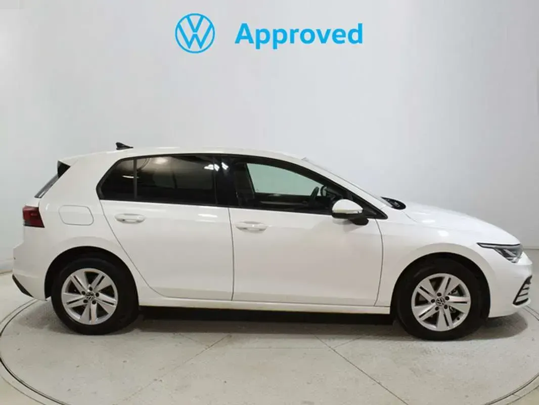 Usado VW Golf VIII 116 CV (85 kW) 2025 Blanco Utilitario