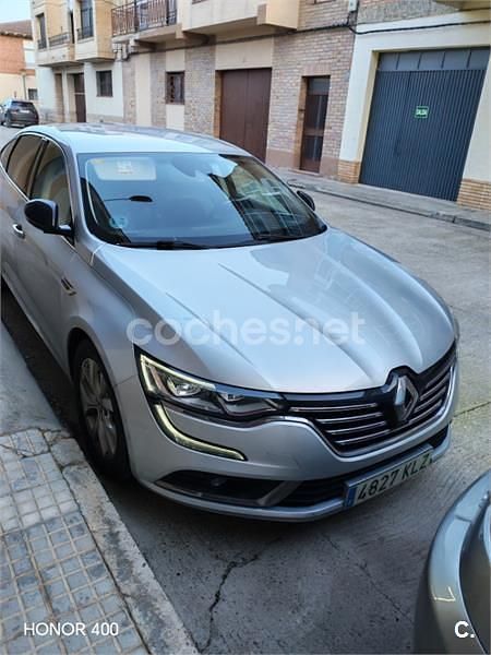 Usado Renault Talisman LIMITED 130 CV (95 kW) 2018 Gris / plata Berlina