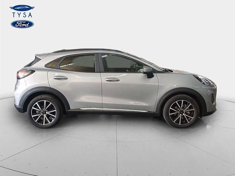 Usado Ford Puma Titanium 125 HP (91 kW) 2023 Prateado SUV