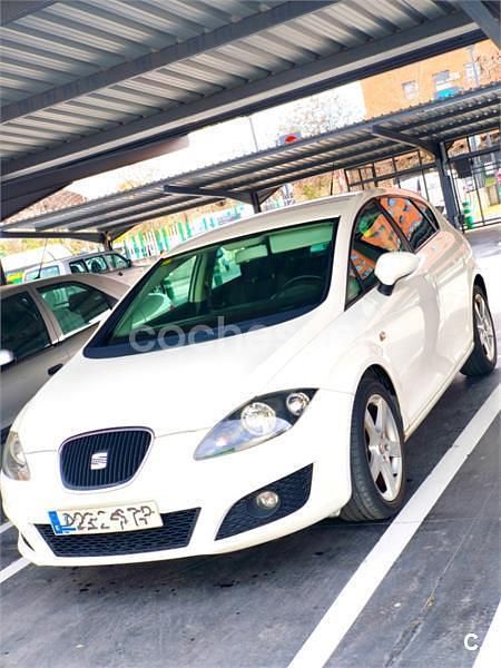 Usado Seat Leon Sport 160 CV (117 kW) 2009 Blanco Utilitario