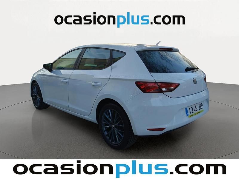 Usado Seat Leon Style 150 CV (110 kW) 2015 Blanco Utilitario