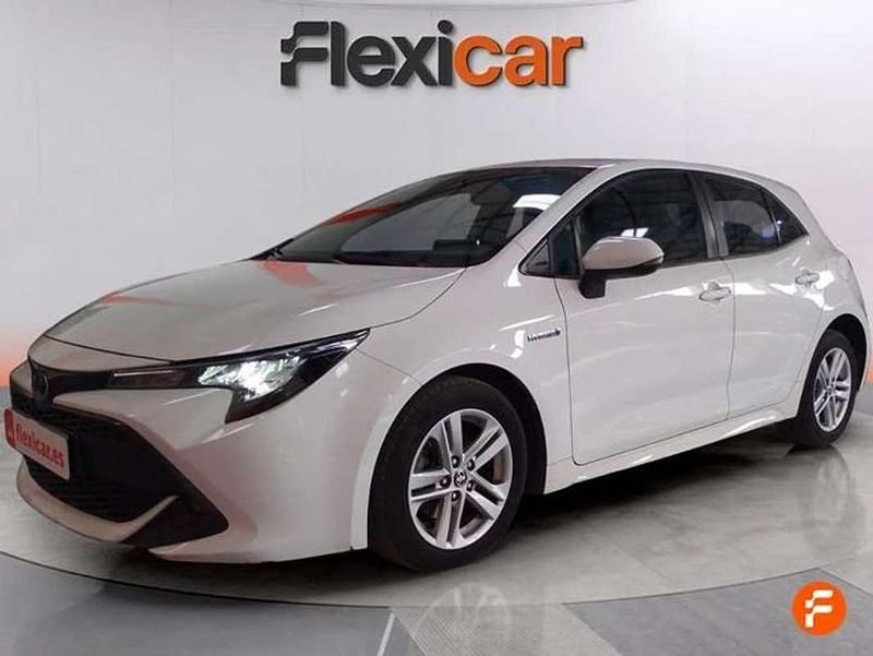 Usado Toyota Corolla Active 122 CV (89 kW) 2020 Burdeos Utilitario