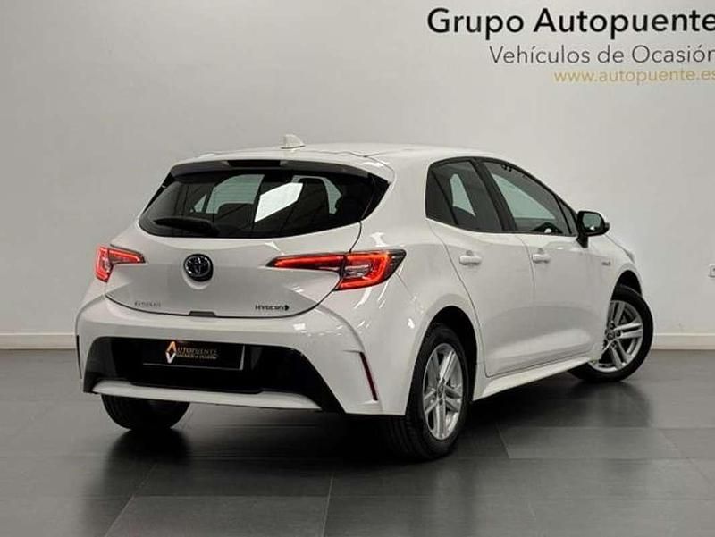 Usado Toyota Corolla 125 CV (91 kW) 2020 Blanco Berlina