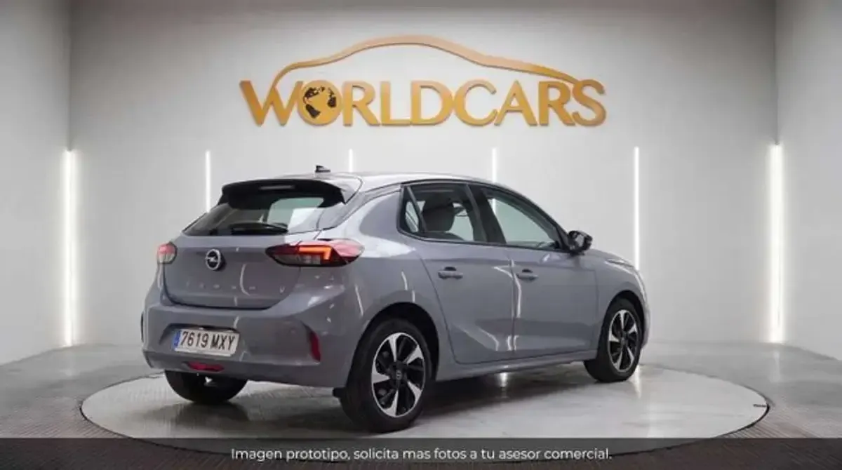 Usado Opel Corsa-e Edition 100 kW (136 CV) 2025 Gris Utilitario