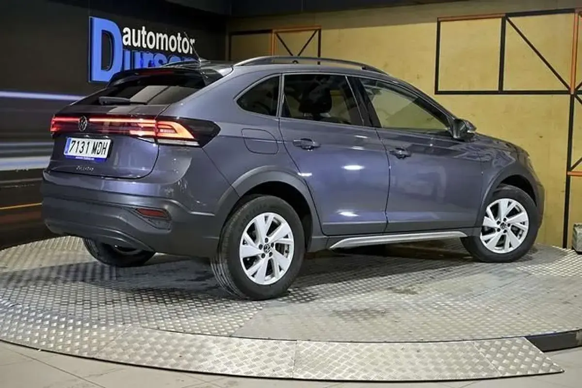 Usado VW Taigo Life 111 CV (81 kW) 2020 Gris SUV