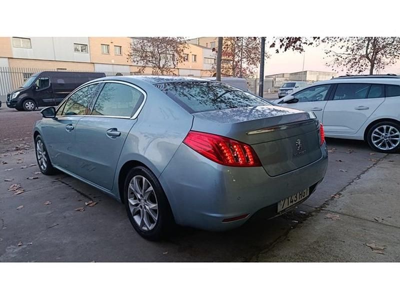 Usado Peugeot 508 Allure 140 CV (102 kW) 2011 Verde Berlina