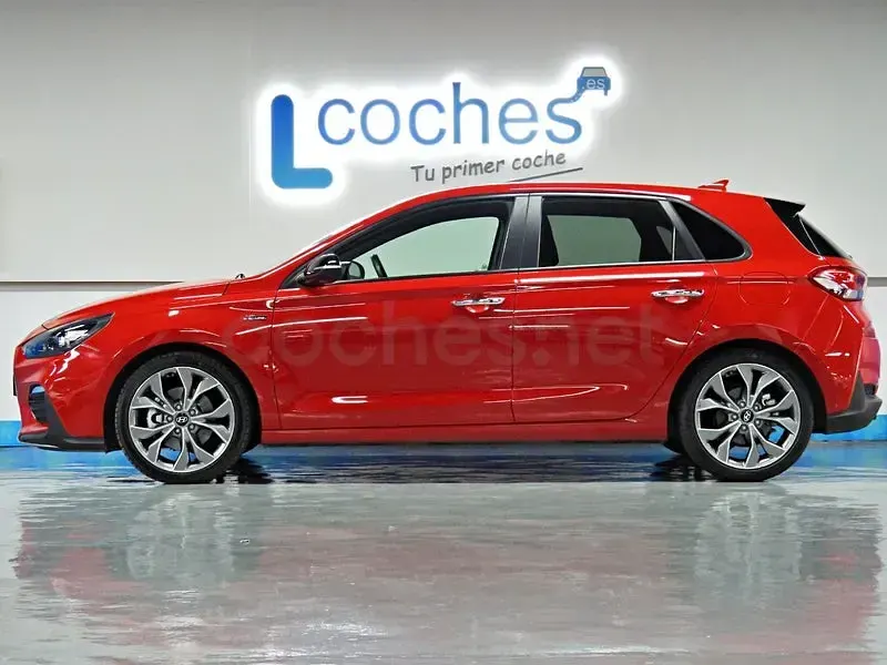 Usado Hyundai i30 N Line 140 CV (102 kW) 2019 Rojo Utilitario