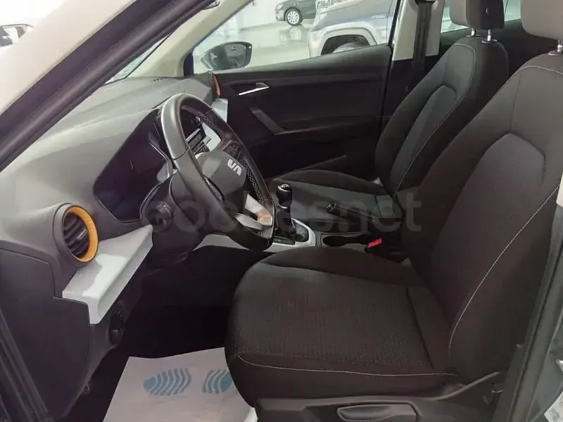 Usado Seat Arona Style 115 CV (84 kW) 2025 Azul SUV