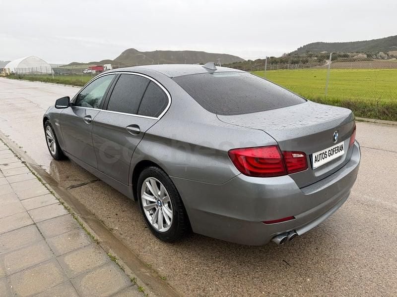 Usado BMW 520 Comfort Edition 184 CV (135 kW) 2013 Gris / plata Berlina
