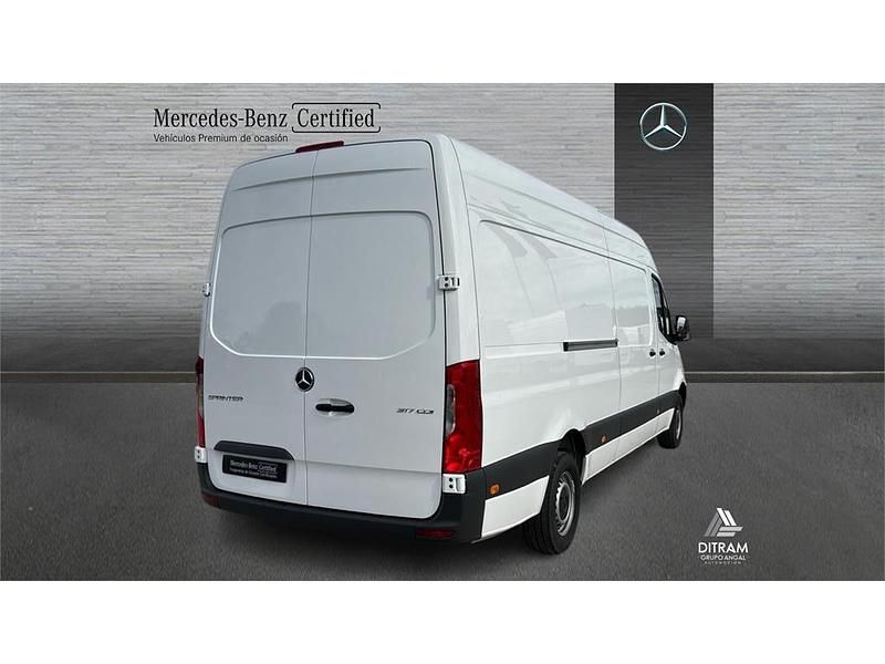 Usado Mercedes Sprinter 170 CV (125 kW) 2023 Blanco Van