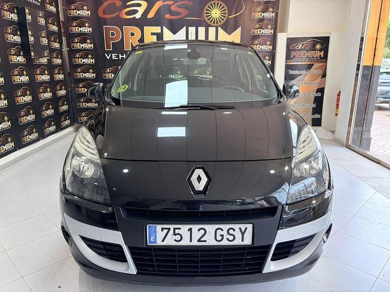 Usado Renault Scénic III Dynamique 105 CV (77 kW) 2010 Negro Monovolumen