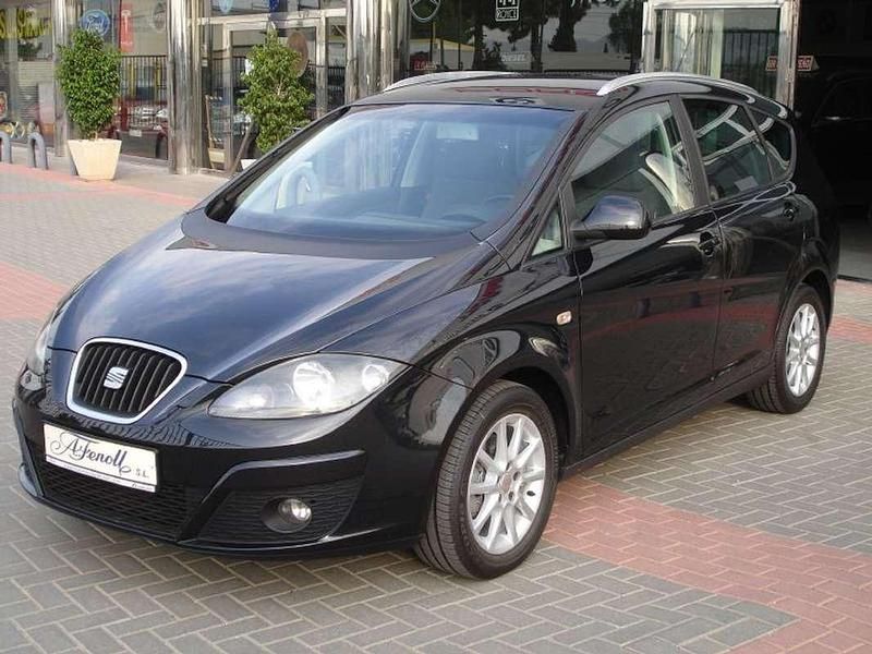 Usado Seat Altea Stylance 105 CV (77 kW) 2009 Negro Monovolumen