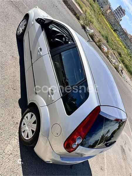 Usado Ford Fiesta Futura 68 CV (50 kW) 2008 Gris / plata Utilitario