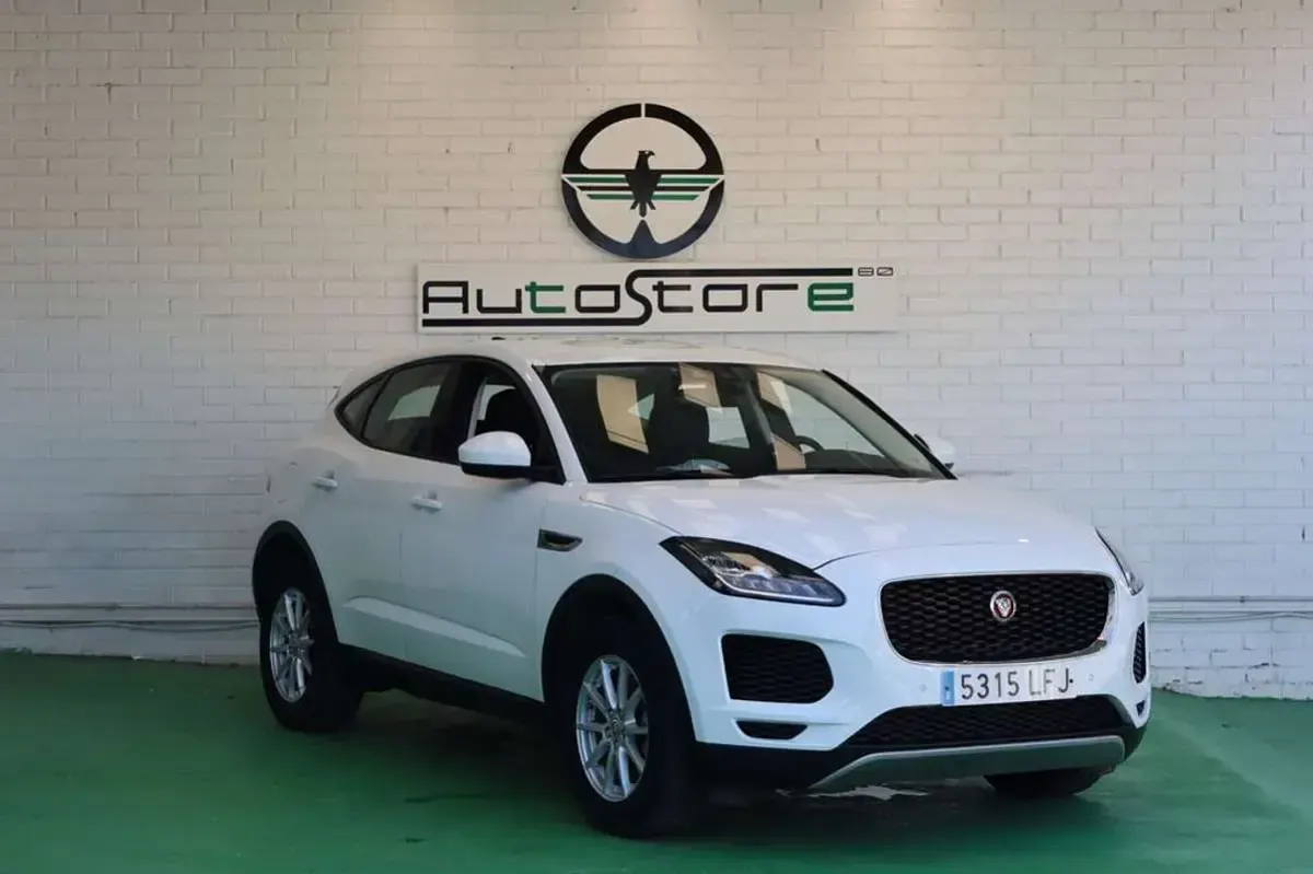 Usado Jaguar E-Pace 200 CV (147 kW) 2020 Blanco SUV