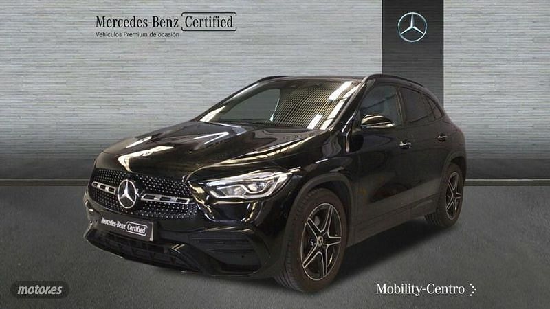 Nachtschwarz unilack Usado 2022 Mercedes GLA180 AMG line SUV | 36.850 € (Caro) - Imagen 1/4