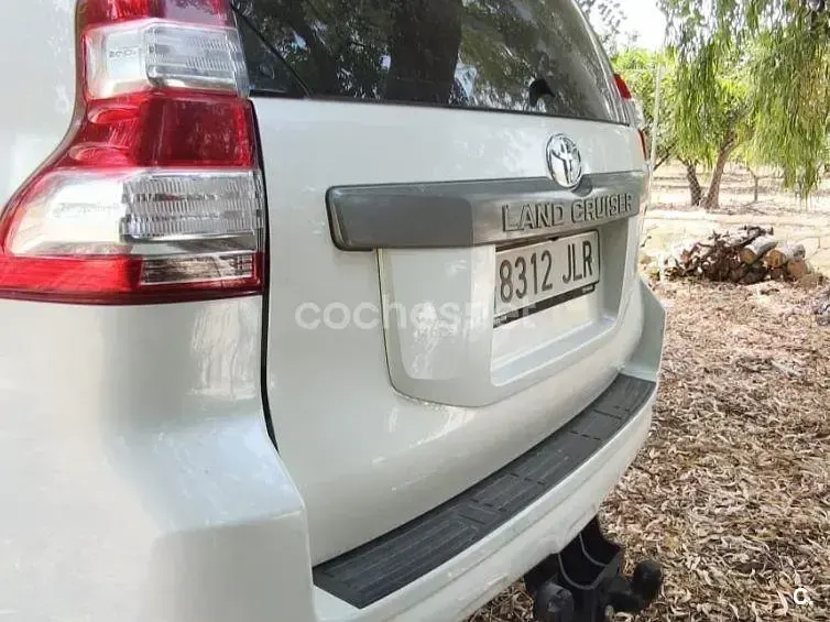 Usado Toyota Land Cruiser 177 CV (130 kW) 2016 Blanco SUV
