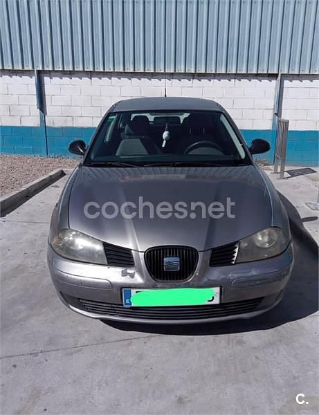 Usado Seat Ibiza Stella 64 CV (47 kW) 2003 Gris / plata Utilitario