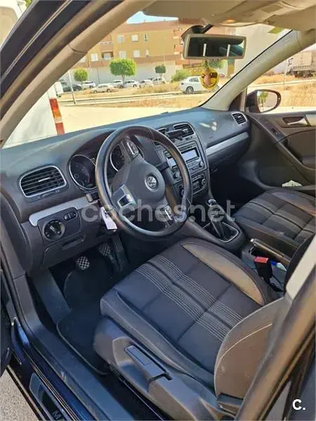 Usado VW Golf VII Advance 122 CV (89 kW) 2012 Azul Familiar