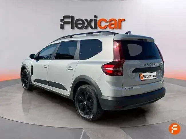 Usado Dacia Jogger Extreme 100 CV (73 kW) 2022 Gris Monovolumen