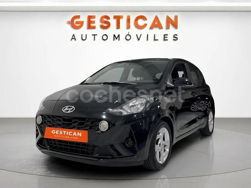 Usado Hyundai i10 67 CV (49 kW) 2023 Negro Utilitario