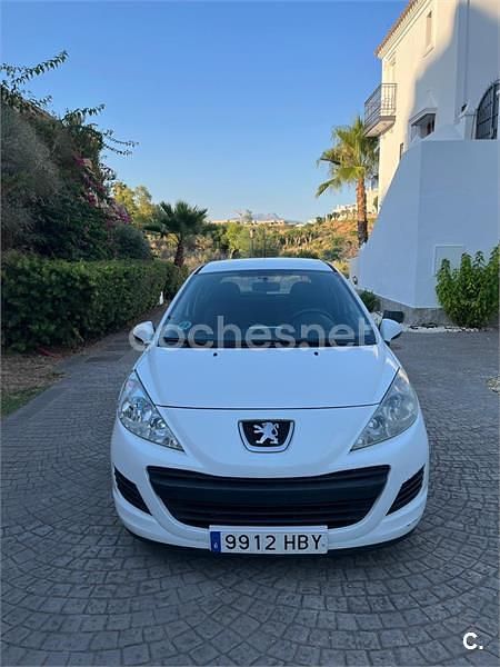 Usado Peugeot 207 90 CV (66 kW) 2011 Blanco Berlina