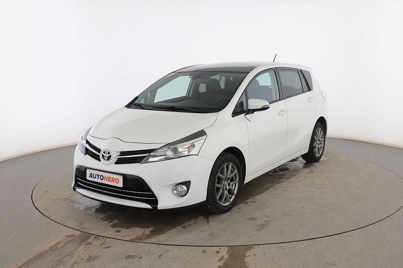 Blanco Usado 2015 Toyota Verso Active Monovolumen | 13.799 € (Precio justo) - Imagen 1/3