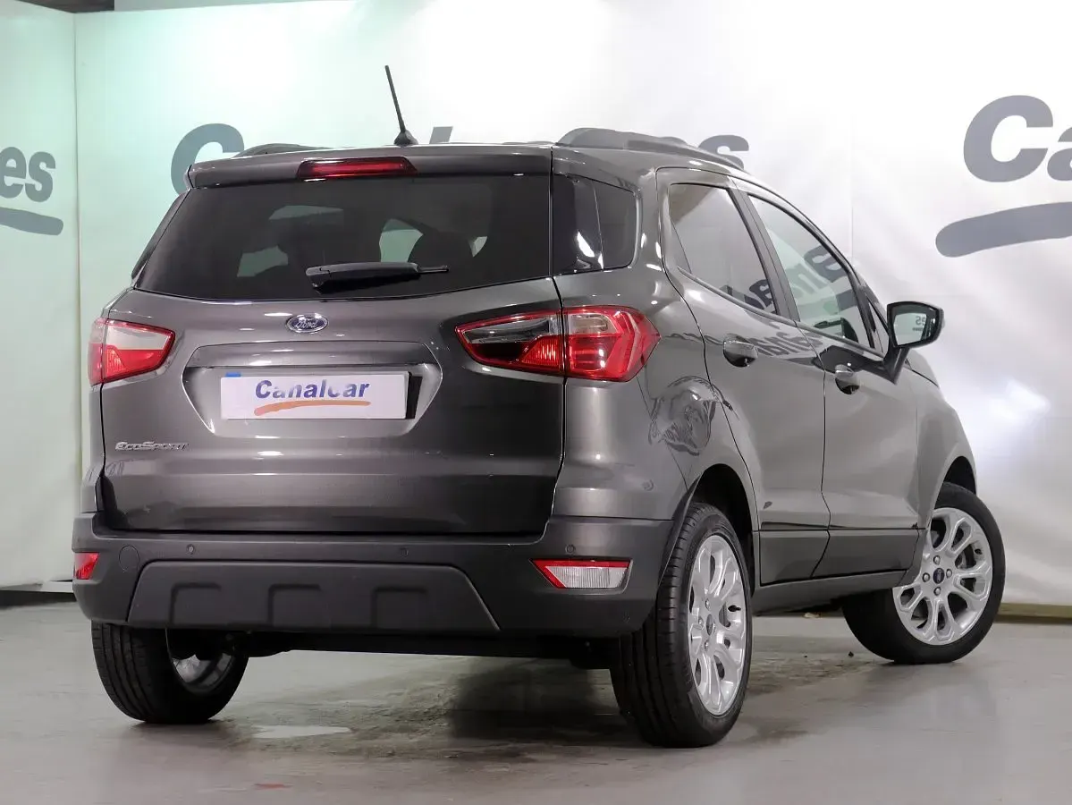 Usado Ford Ecosport Trend 125 CV (91 kW) 2019 Gris oscuro SUV
