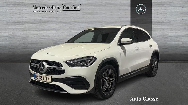 Usado Mercedes 250 AMG line 160 kW (218 CV) 2022 Blanco