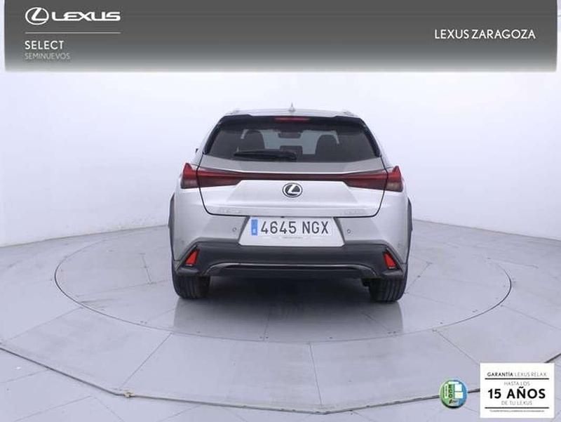 Usado Lexus UX 300h Sport Line 199 CV (146 kW) 2025 Gris SUV