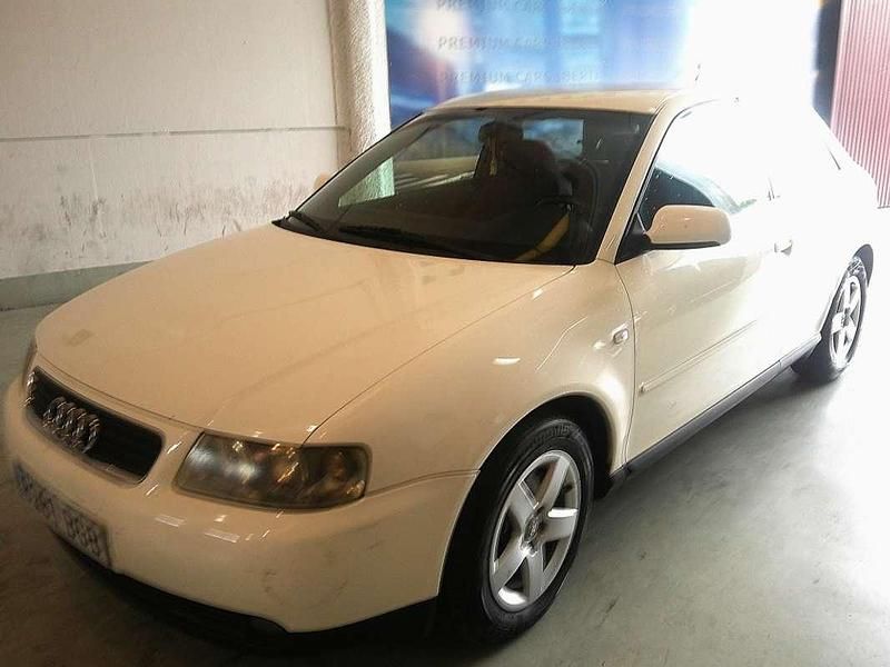 Blanco Usado 2001 Audi A3 Ambition Utilitario | 2190 € (Buen precio) - Imagen 1/4